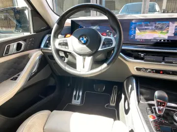 BMW X6 M Competition AKRAPOVIC-SKY LOUGE-