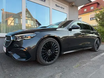 MERCEDES-BENZ E 220d AMG  Adv- Plus Pano Massage AHK…