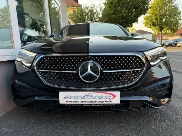 MERCEDES-BENZ E 220d AMG  Adv- Plus Pano Massage AHK…