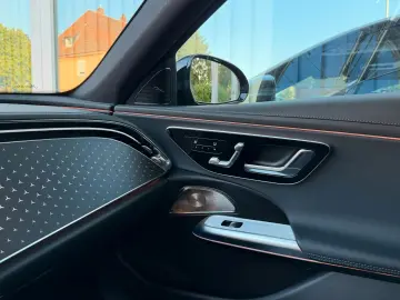 MERCEDES-BENZ E 220d AMG  Adv- Plus Pano Massage AHK…