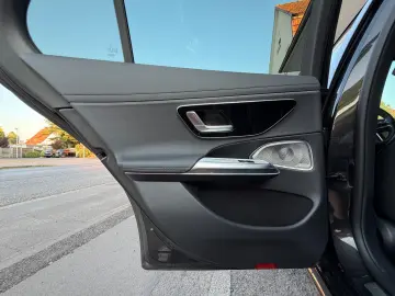 MERCEDES-BENZ E 220d AMG  Adv- Plus Pano Massage AHK…