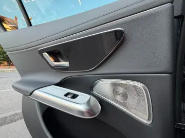 MERCEDES-BENZ E 220d AMG  Adv- Plus Pano Massage AHK…