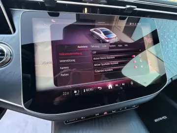 MERCEDES-BENZ E 220d AMG  Adv- Plus Pano Massage AHK…
