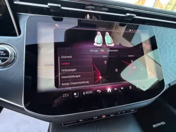 MERCEDES-BENZ E 220d AMG  Adv- Plus Pano Massage AHK…