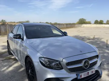 Mercedes-Benz E 43 AMG