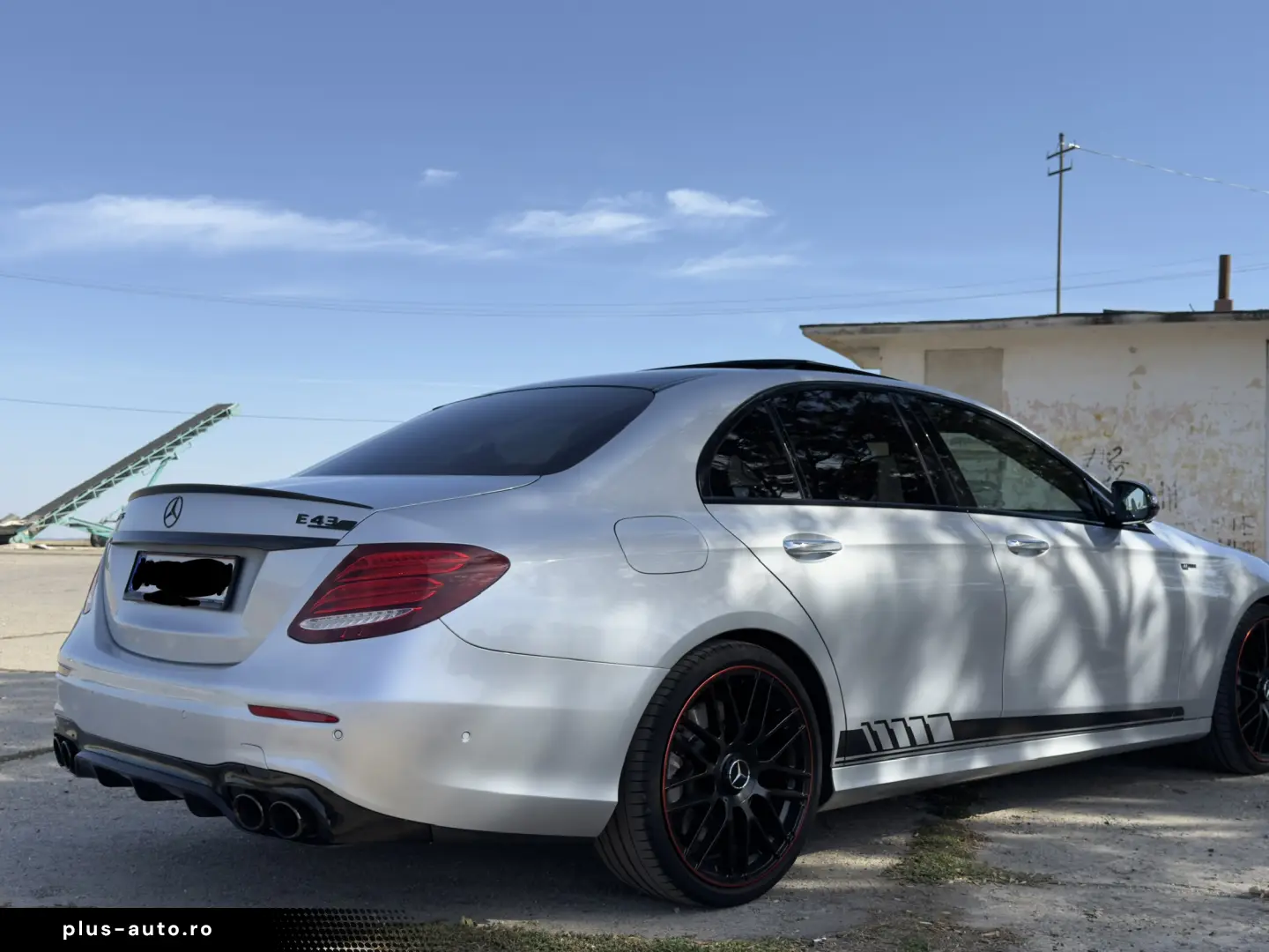 Mercedes-Benz E 43 AMG