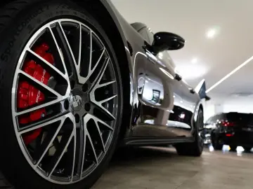PORSCHE Panamera 2.9 4S E-Hybrid 544PK   Bose   Achteras