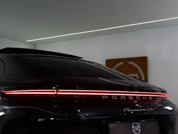 PORSCHE Panamera 2.9 4S E-Hybrid 544PK   Bose   Achteras