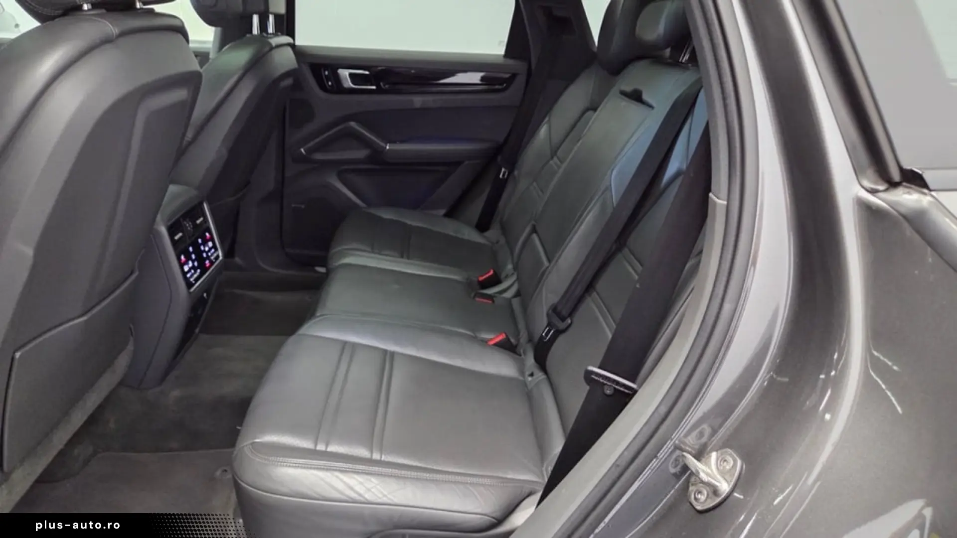 Porsche Cayenne V6 3.0L Aut.
