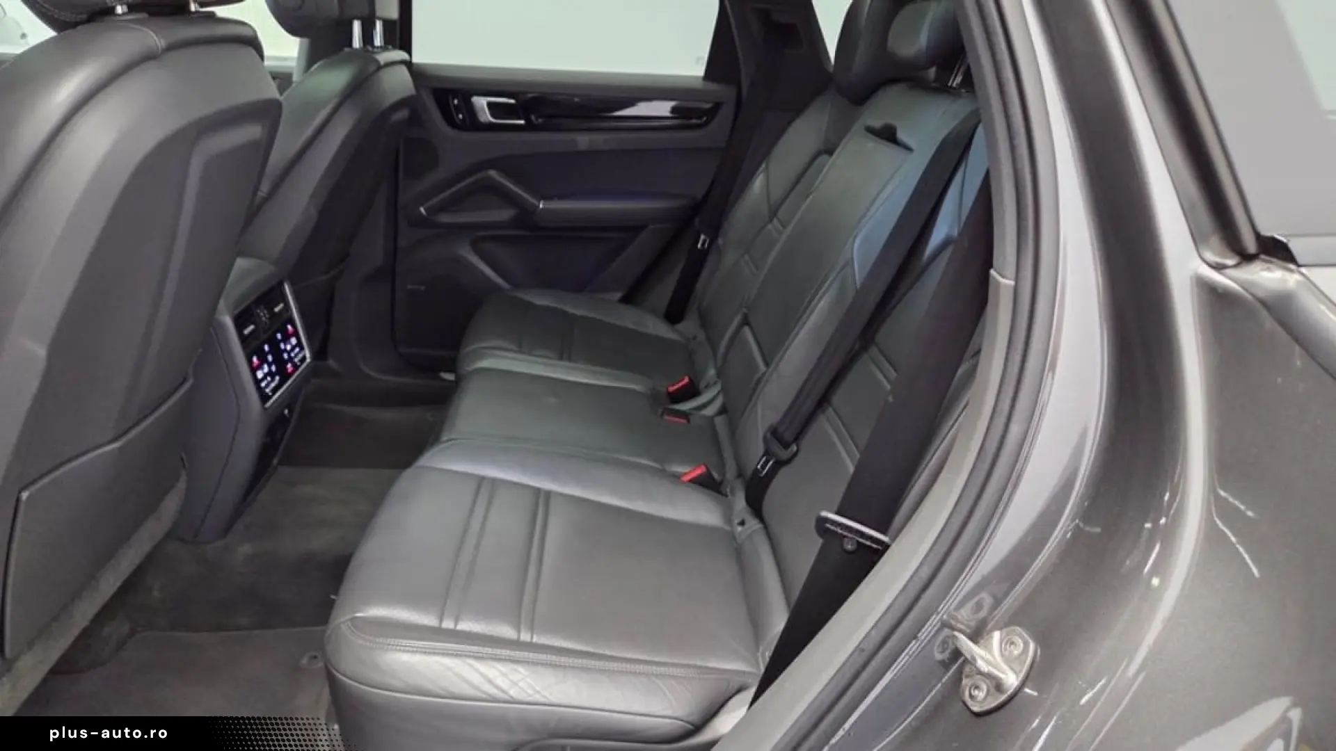 Porsche Cayenne V6 3.0L Aut.