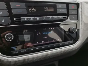 VW e-up! Edition SHZ KAMERA GRA PDC