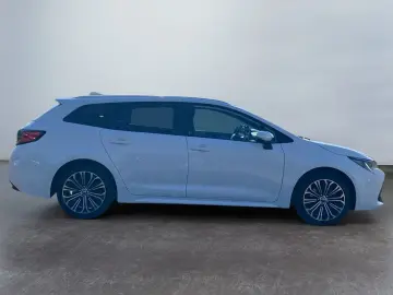TOYOTA Corolla 2.0 TS Hybrid Team D  Technik-Paket CAM