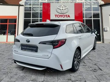 TOYOTA Corolla Touring Sports 2.0 Team D ACC LED Navi