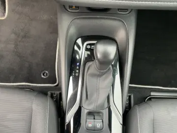 TOYOTA Corolla Touring Sports 2.0 Team D ACC LED Navi