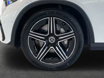 MERCEDES-BENZ GLC 200 4M AMG Premium Pano NIGHT 360 …