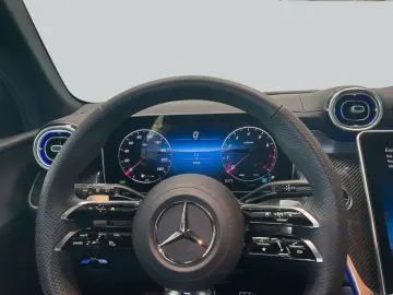 MERCEDES-BENZ GLC 200 4M AMG Premium Pano NIGHT 360 …