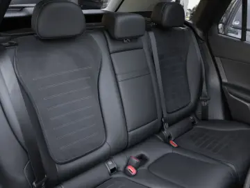 MERCEDES-BENZ GLC 200 4M AMG-Sport Pano AHK Night 36…