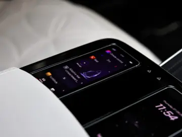 Mercedes-Benz S 580 Maybach 4Matic 4D  TV