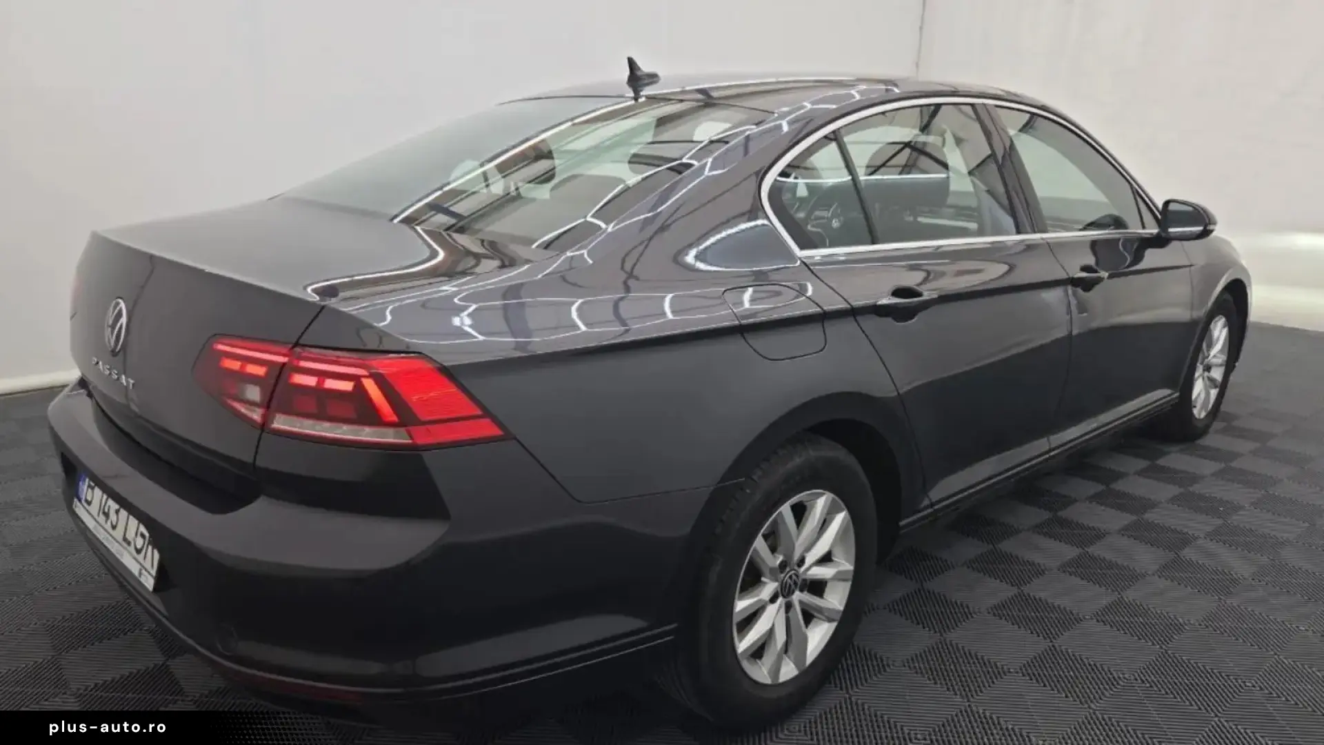 VOLKSWAGEN Passat 2022 — imagine 24