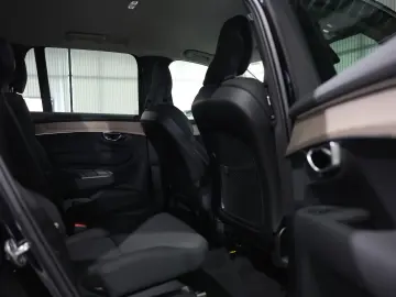 Volvo XC90 B5 Plus Bright AWD 7 LOCURI • 360