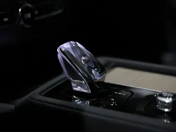 Volvo XC90 B5 Plus Bright AWD 7 LOCURI • 360