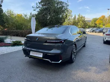 BMW Seria 740d xDrive M Sport
