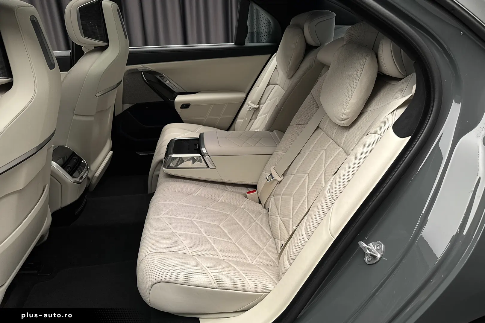 BMW Seria 740d xDrive M Sport