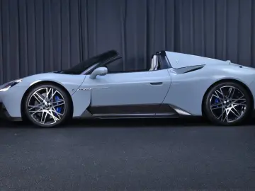 MASERATI MC20 Cielo