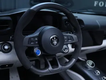 MASERATI MC20 Cielo