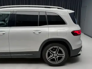 Mercedes-Benz GLB 200  Virtual   360   MBUX