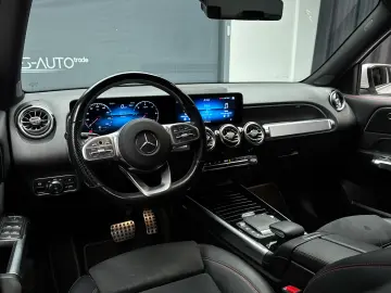 Mercedes-Benz GLB 200  Virtual   360   MBUX