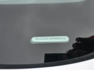 AUDI RS7  performance   Luftfeder  Keramik  305 km h