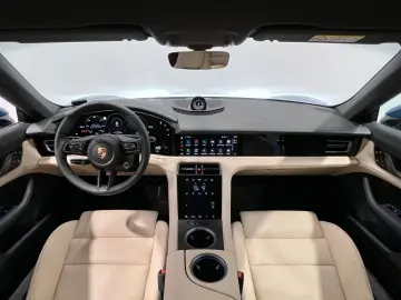PORSCHE Taycan Cross Turismo 4S