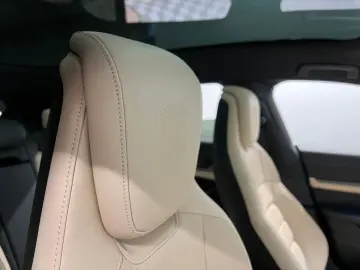 PORSCHE Taycan Cross Turismo 4S