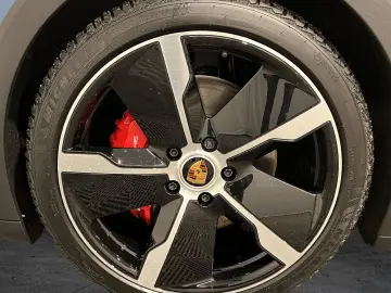 PORSCHE Taycan Cross Turismo 4S