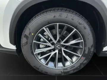 Lexus NX 450h  Executive