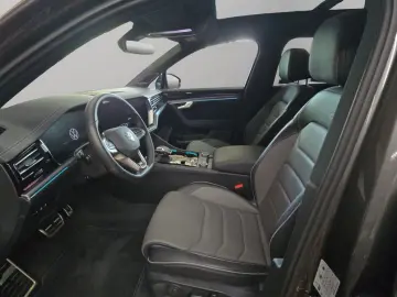 VW Touareg R-Line BlackStyle TDI