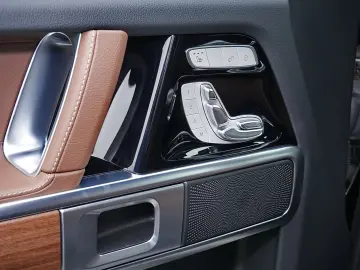 MERCEDES-BENZ G 450 d EXCLUSIVE DISTR. 360 KAM AHK MULTIBEAM
