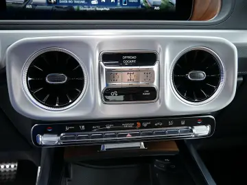 MERCEDES-BENZ G 450 d EXCLUSIVE DISTR. 360 KAM AHK MULTIBEAM