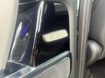 MERCEDES-BENZ G 450 d AMG Standh. AHK Burm. Schiebed…