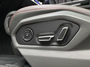 Lamborghini Urus Performante