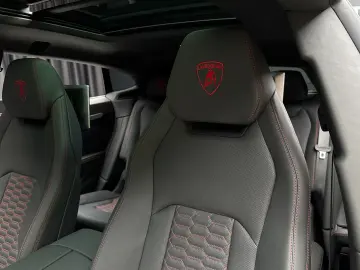Lamborghini Urus Performante