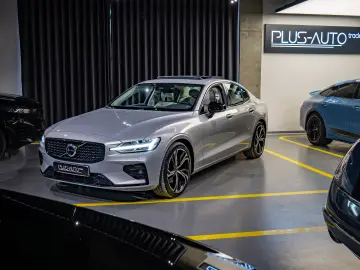 Volvo S60 B4