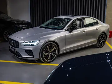 Volvo S60 B4