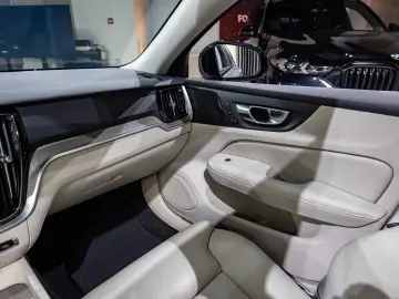 Volvo S60 B4