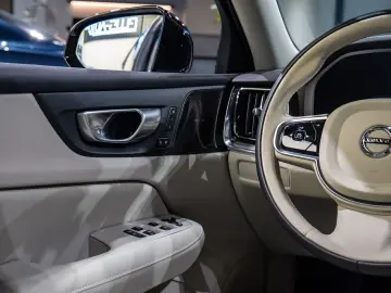 Volvo S60 B4