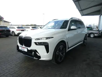 BMW X7 xDrive40d M Sport Pro 360  • HUD • PANO