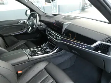 BMW X7 xDrive40d M Sport Pro 360  • HUD • PANO