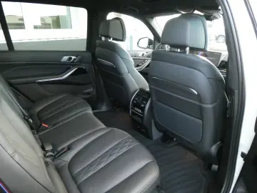 BMW X7 xDrive40d M Sport Pro 360  • HUD • PANO