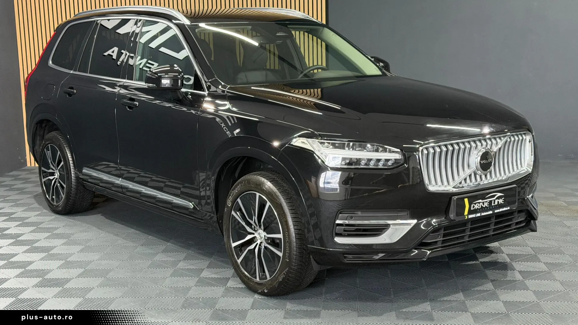 VOLVO XC90 T8 AWD Plug-in Hybrid Core